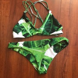 Tropical print bikini- perf vacay suit!